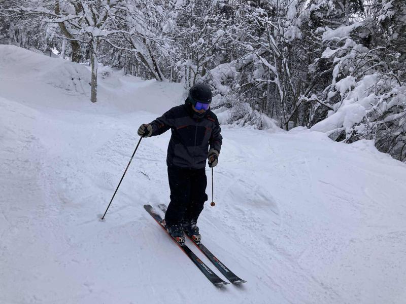 Stoneham - Une belle petite poudreuse est venue adoucir les surfaces.